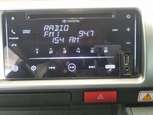 Toyota Hiace 2.5D-4D bus 14-seater GL - Image 12