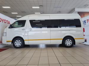 Toyota Hiace 2.5D-4D bus 14-seater GL - Image 18