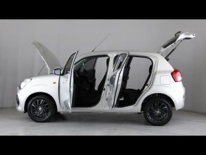 Toyota Vitz 1.0 XR auto - Image 26