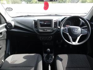 Toyota Vitz 1.0 - Image 6
