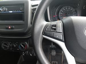 Toyota Vitz 1.0 - Image 9