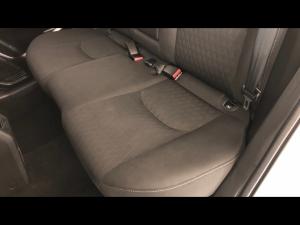 Toyota Urban Cruiser 1.5 XR manual - Image 14