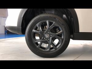 Toyota Urban Cruiser 1.5 XR manual - Image 18