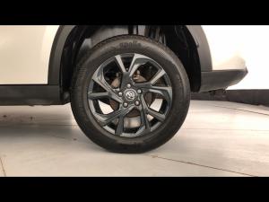 Toyota Urban Cruiser 1.5 XR manual - Image 20