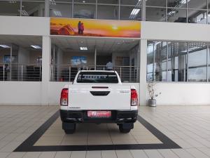 Toyota Hilux 2.4GD-6 double cab Raider auto - Image 5