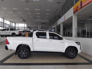 Toyota Hilux 2.4GD-6 double cab Raider auto - Image 3