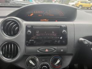 Toyota Etios hatch 1.5 Sprint - Image 11
