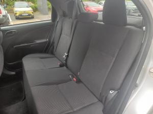 Toyota Etios hatch 1.5 Sprint - Image 13