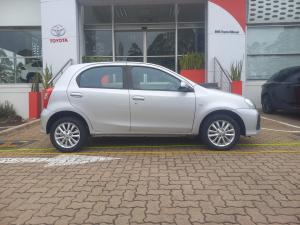 Toyota Etios hatch 1.5 Sprint - Image 3