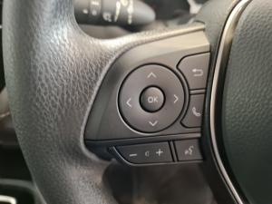 Toyota Corolla Cross 1.8 Xi - Image 9