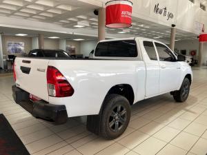 Toyota Hilux 2.4 GD-6 RB Raider automaticE/CAB - Image 2