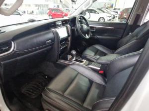 Toyota Fortuner 2.8GD-6 VX automatic - Image 7