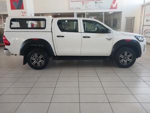 Toyota Hilux 2.4 GD-6 Raider X 4X4 automaticD/C - Image 3