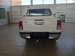 Toyota Hilux 2.4 GD-6 Raider X 4X4 automaticD/C - Image 5