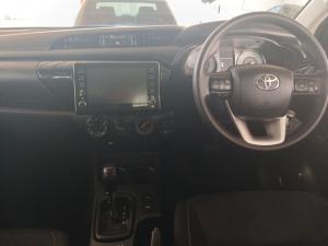 Toyota Hilux 2.4 GD-6 Raider X 4X4 automaticD/C - Image 6