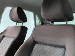 Volkswagen Polo Vivo 1.4 Life - Image 13