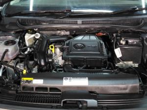 Volkswagen Polo 1.0 TSI Comfortline DSG - Image 17