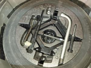 Volkswagen Polo 1.0 TSI Comfortline DSG - Image 18