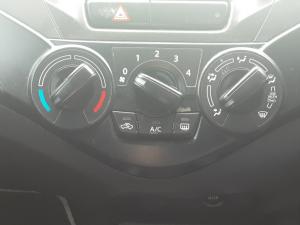 Toyota Starlet 1.4 Xi - Image 15