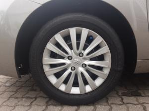 Toyota Starlet 1.4 Xi - Image 16