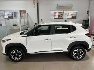 Nissan Magnite 1.0T Acenta CVT - Image 3