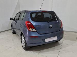 Hyundai i20 1.4 Fluid auto - Image 3