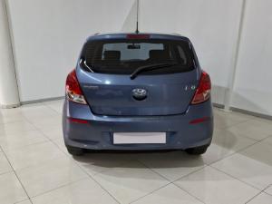 Hyundai i20 1.4 Fluid auto - Image 4