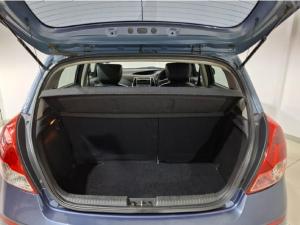 Hyundai i20 1.4 Fluid auto - Image 5