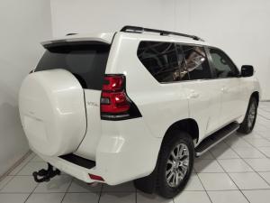 Toyota Land Cruiser Prado 3.0DT VX-L - Image 4