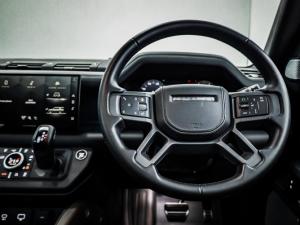 Land Rover Defender 130 D300 X - Image 11