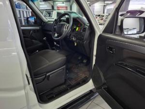 Mahindra Pik Up 2.2CRDe single cab S6 - Image 7