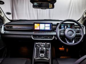 GWM P300 2.4T double cab LT 4x4 - Image 6