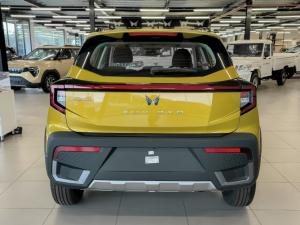 Mahindra XUV 3XO 1.2T AX5 manual - Image 4