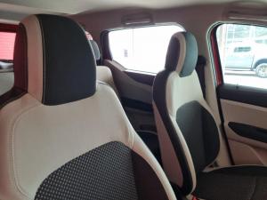 Renault Triber 1.0 Prestige - Image 9