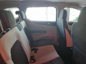 Renault Triber 1.0 Prestige auto - Image 11