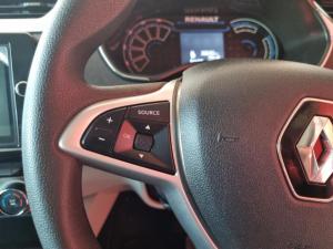 Renault Triber 1.0 Prestige auto - Image 18