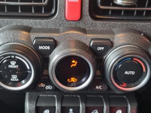 Suzuki Jimny 1.5 GLX AllGrip 5-door auto - Image 20