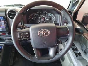 Toyota Land Cruiser 79 2.8GD-6 double cab - Image 15