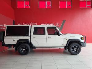 Toyota Land Cruiser 79 2.8GD-6 double cab - Image 7