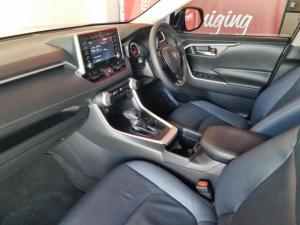 Toyota RAV4 2.0 GX auto - Image 20