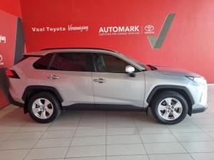 Toyota RAV4 2.0 GX auto - Image 3