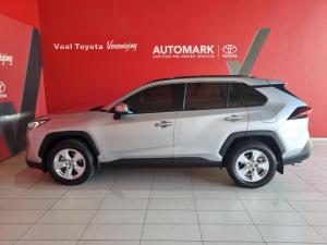 Toyota RAV4 2.0 GX auto - Image 5