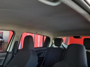 Toyota Vitz 1.0 XR manual - Image 20