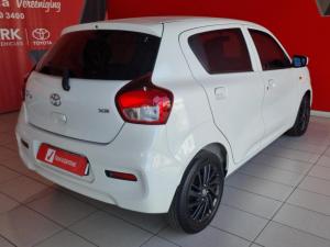 Toyota Vitz 1.0 XR manual - Image 4