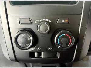 Isuzu D-Max Gen 6 250c single cab Fleetside - Image 7