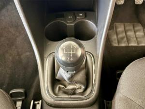 Volkswagen Polo Vivo hatch 1.4 - Image 11