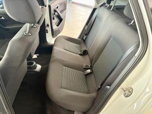 Volkswagen Polo Vivo hatch 1.4 - Image 14