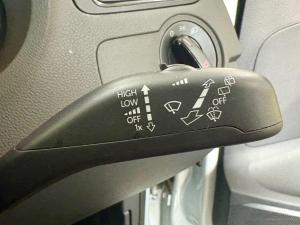 Volkswagen Polo Vivo hatch 1.4 Trendline - Image 9