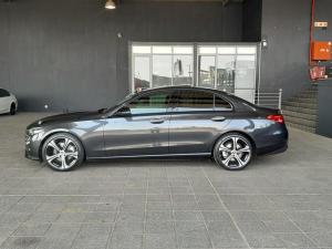 Mercedes-Benz C-Class C220d Avantgarde - Image 4