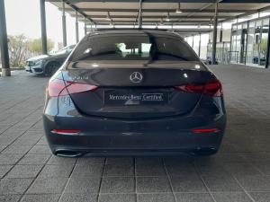 Mercedes-Benz C-Class C220d Avantgarde - Image 6